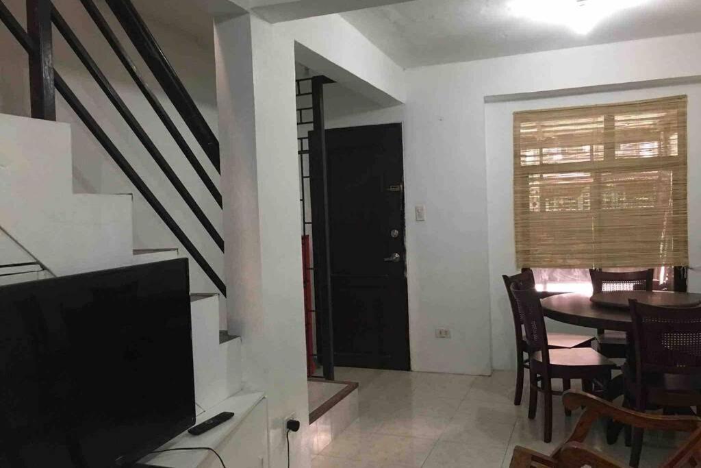 Buder Townhouse Lias Marilao Bulacan Philippines Extérieur photo